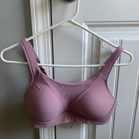 Lululemon Bra - Picture 1 of 3